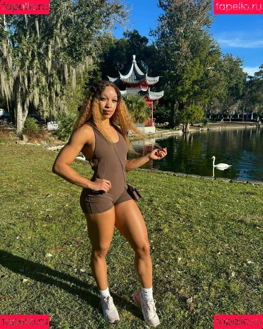 Layla Diggs Onlyfans Photo Gallery 