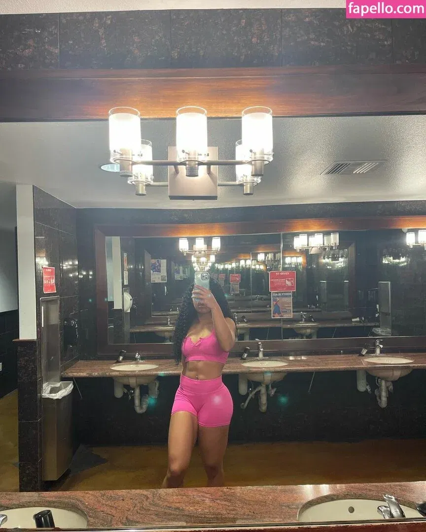 Layla Diggs Onlyfans Photo Gallery 