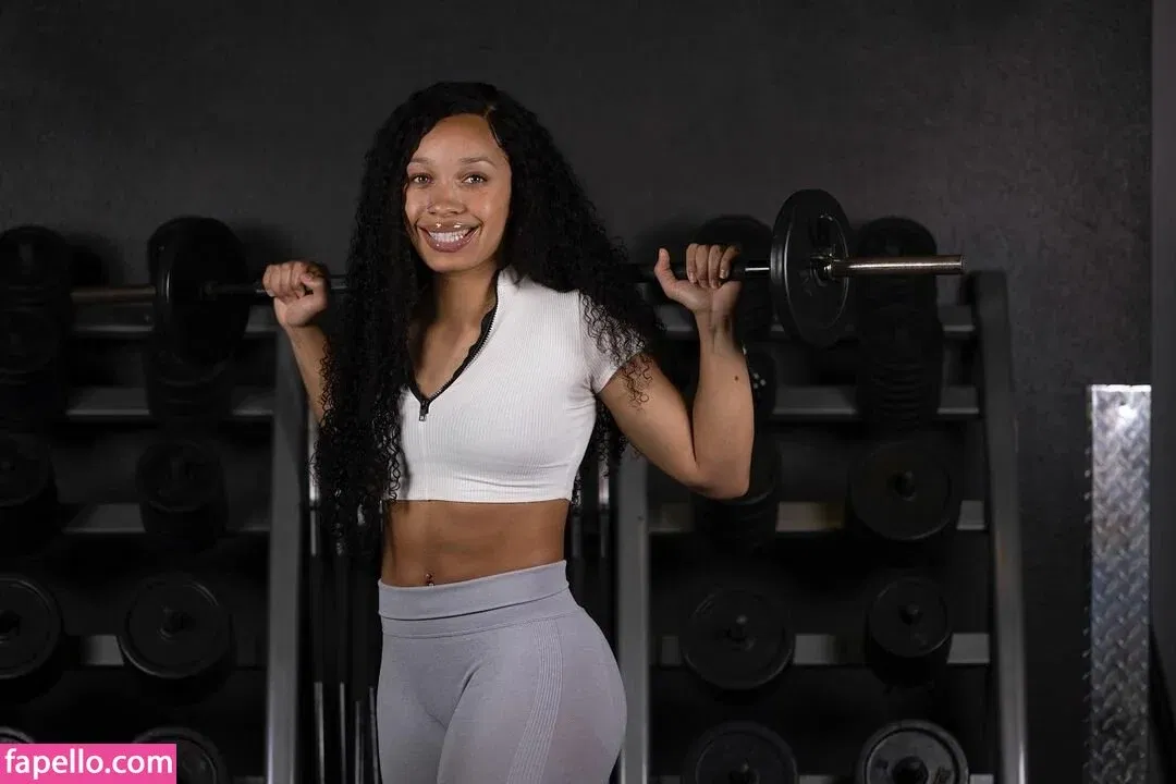 Layla Diggs Onlyfans Photo Gallery 