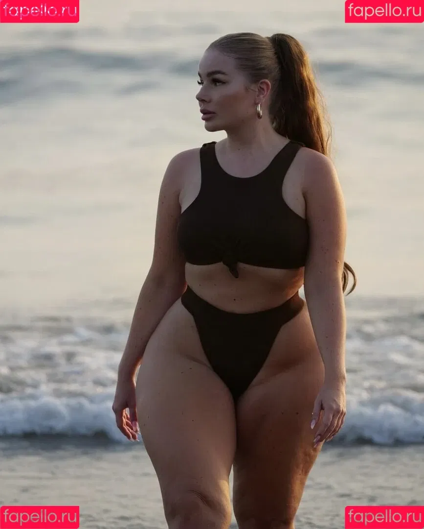 Emma Christina Onlyfans Photo Gallery 