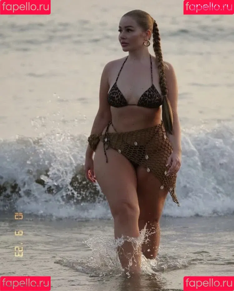Emma Christina Onlyfans Photo Gallery 