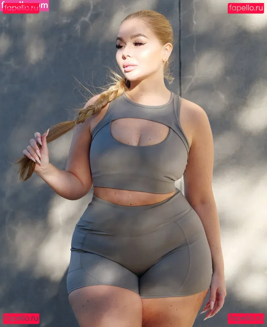 Emma Christina Onlyfans Photo Gallery 