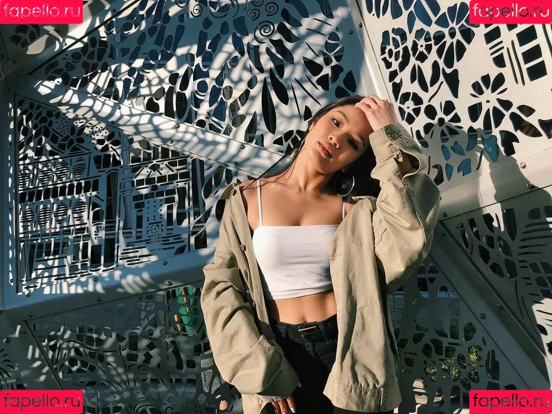 Anna Sawai Onlyfans Photo Gallery 