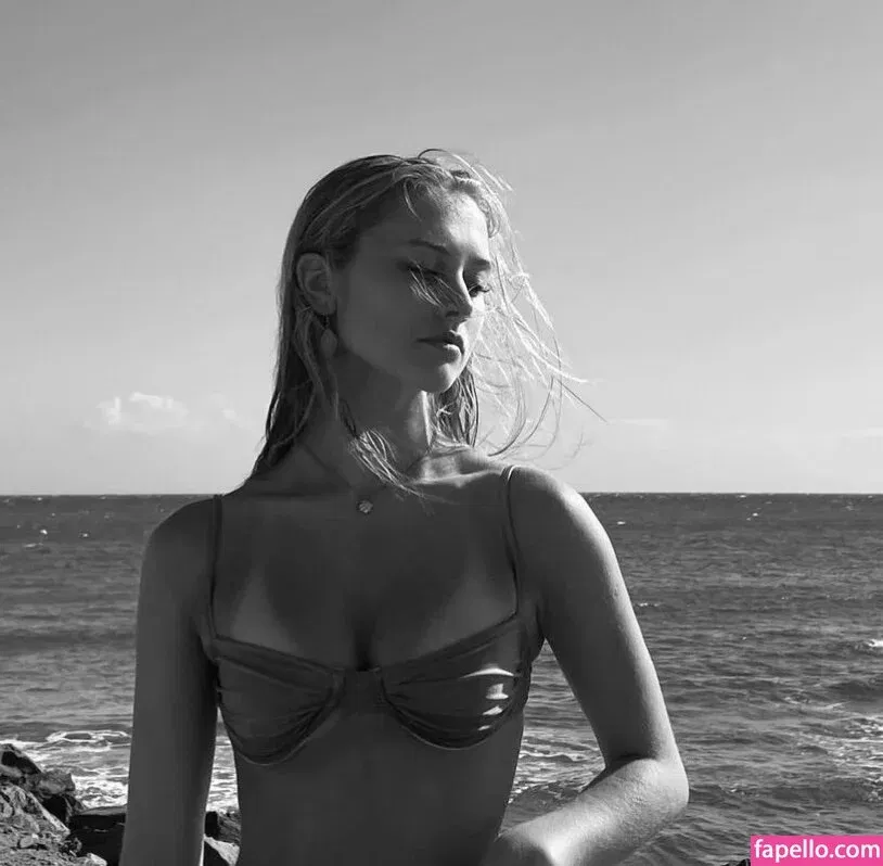 Glosiekk Onlyfans Photo Gallery 