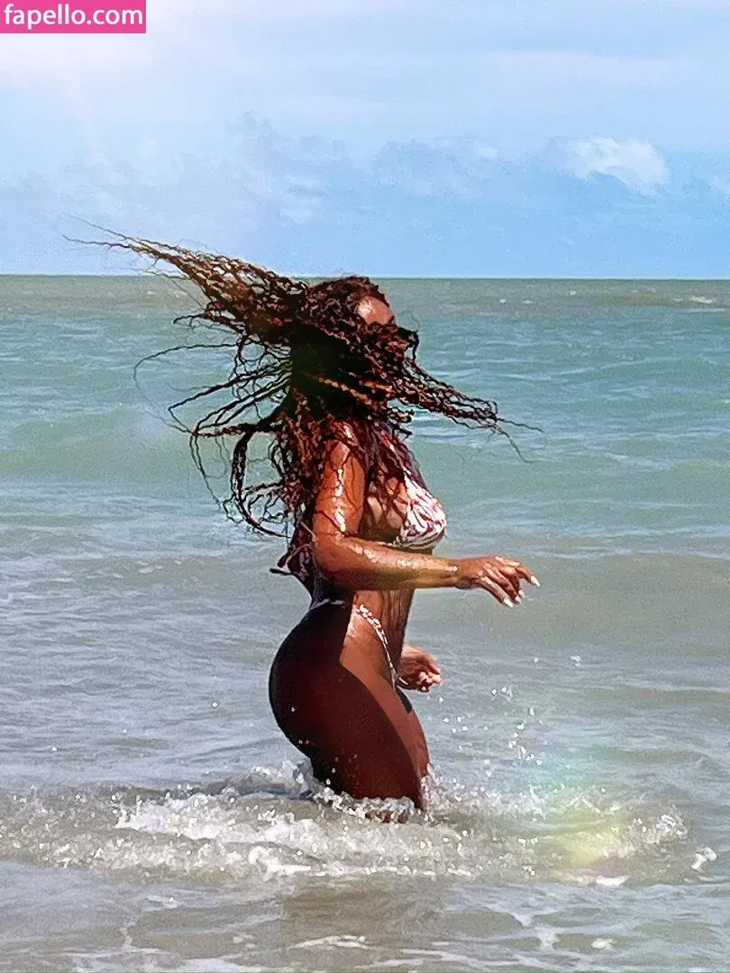 Cris Vianna Onlyfans Photo Gallery 