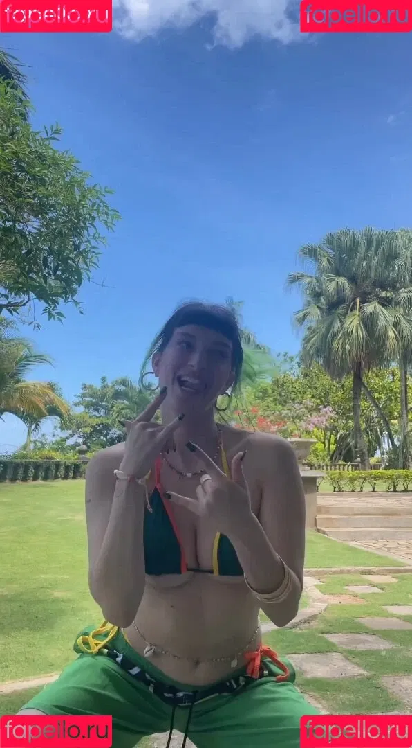 Dani Thorne Onlyfans Photo Gallery 