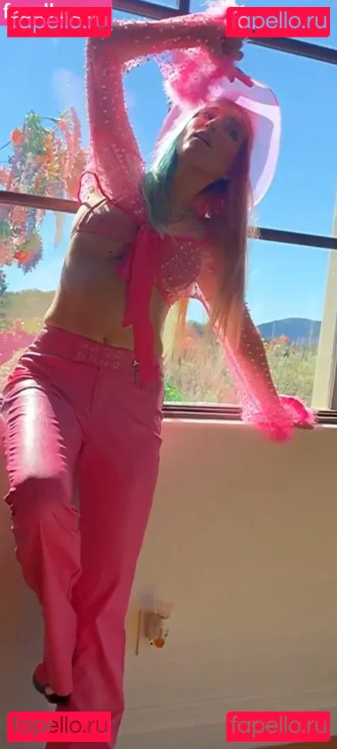 Dani Thorne Onlyfans Photo Gallery 