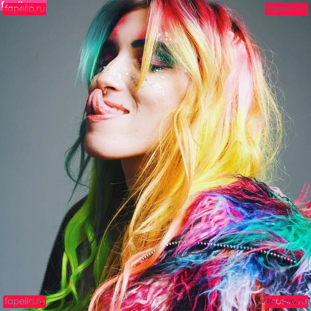 Dani Thorne Onlyfans Photo Gallery 