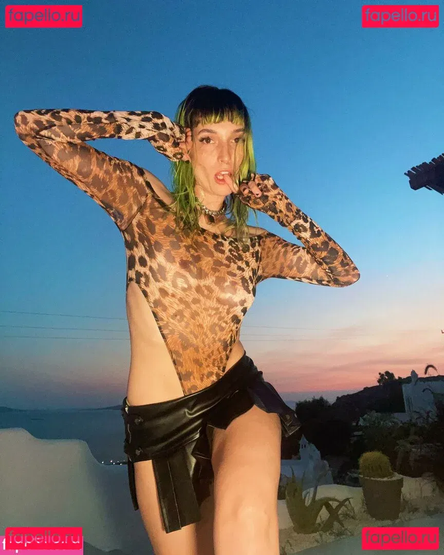 Dani Thorne Onlyfans Photo Gallery 