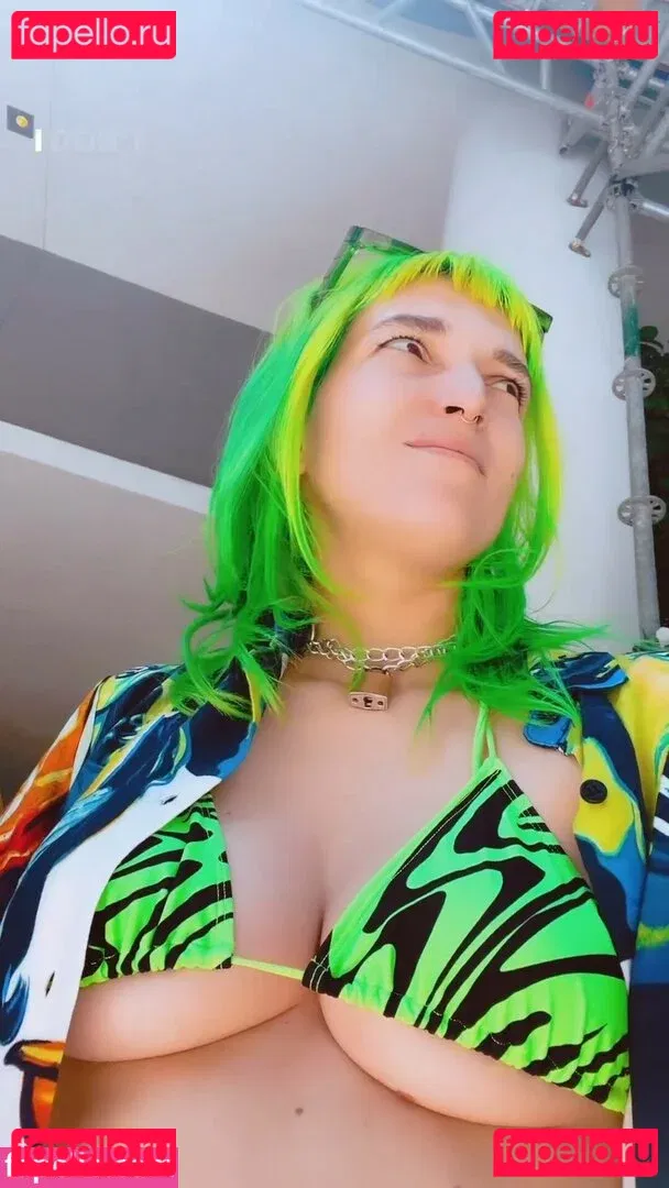 Dani Thorne Onlyfans Photo Gallery 