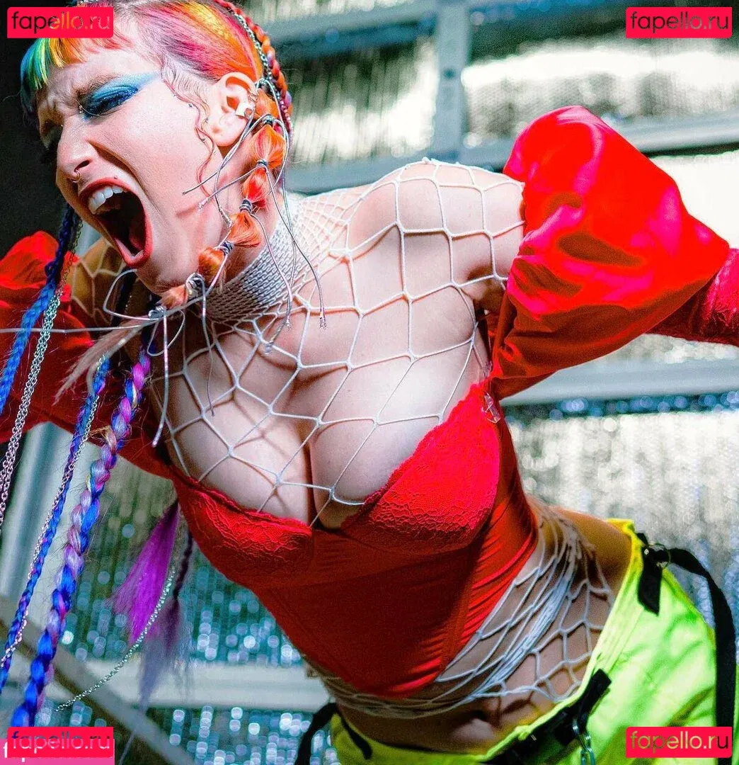 Dani Thorne Onlyfans Photo Gallery 