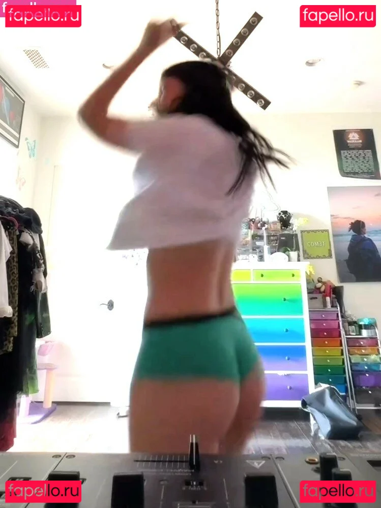 Dani Thorne Onlyfans Photo Gallery 