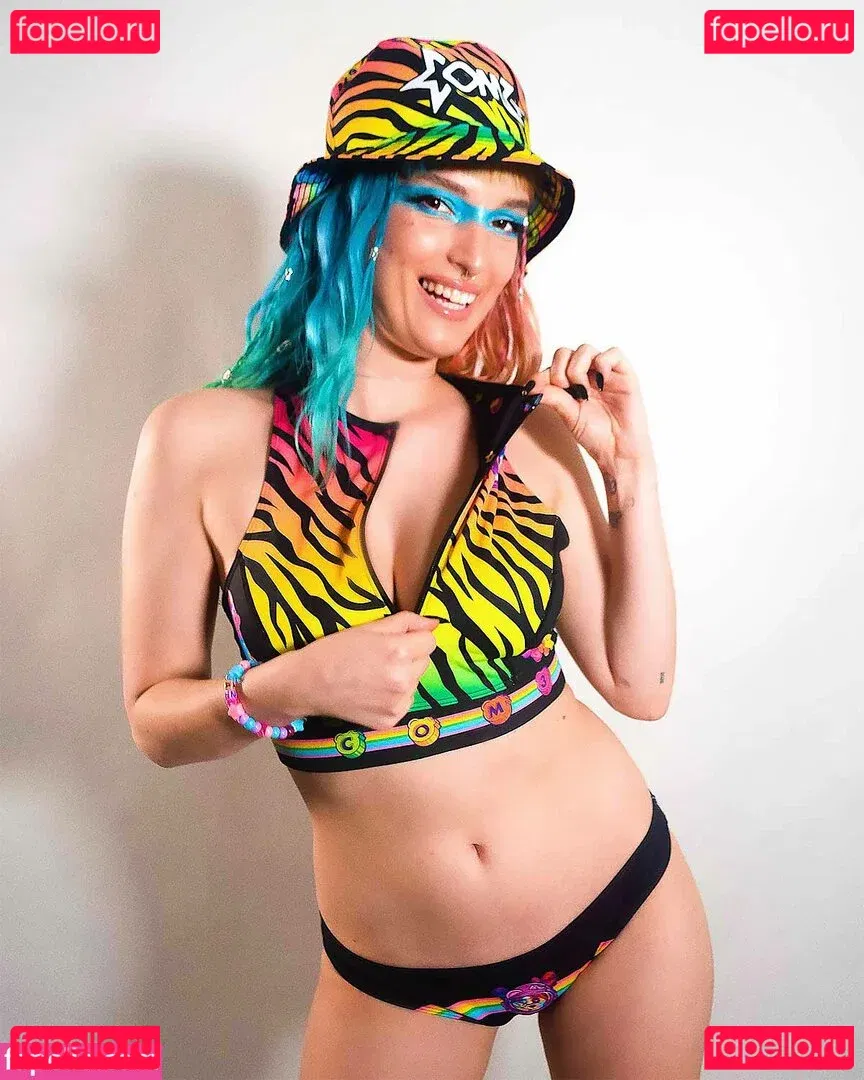 Dani Thorne Onlyfans Photo Gallery 