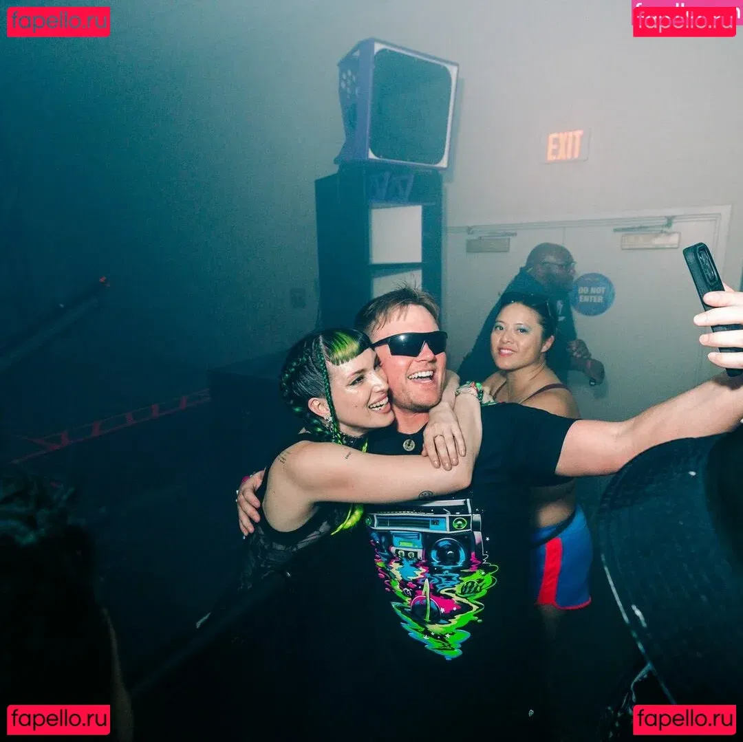 Dani Thorne Onlyfans Photo Gallery 