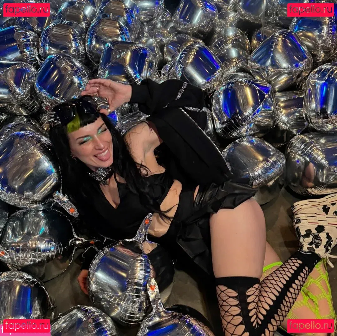 Dani Thorne Onlyfans Photo Gallery 