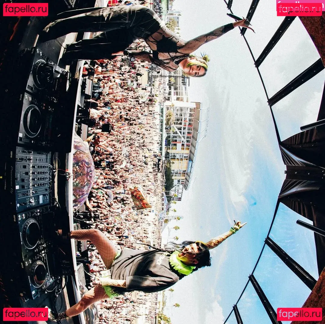 Dani Thorne Onlyfans Photo Gallery 