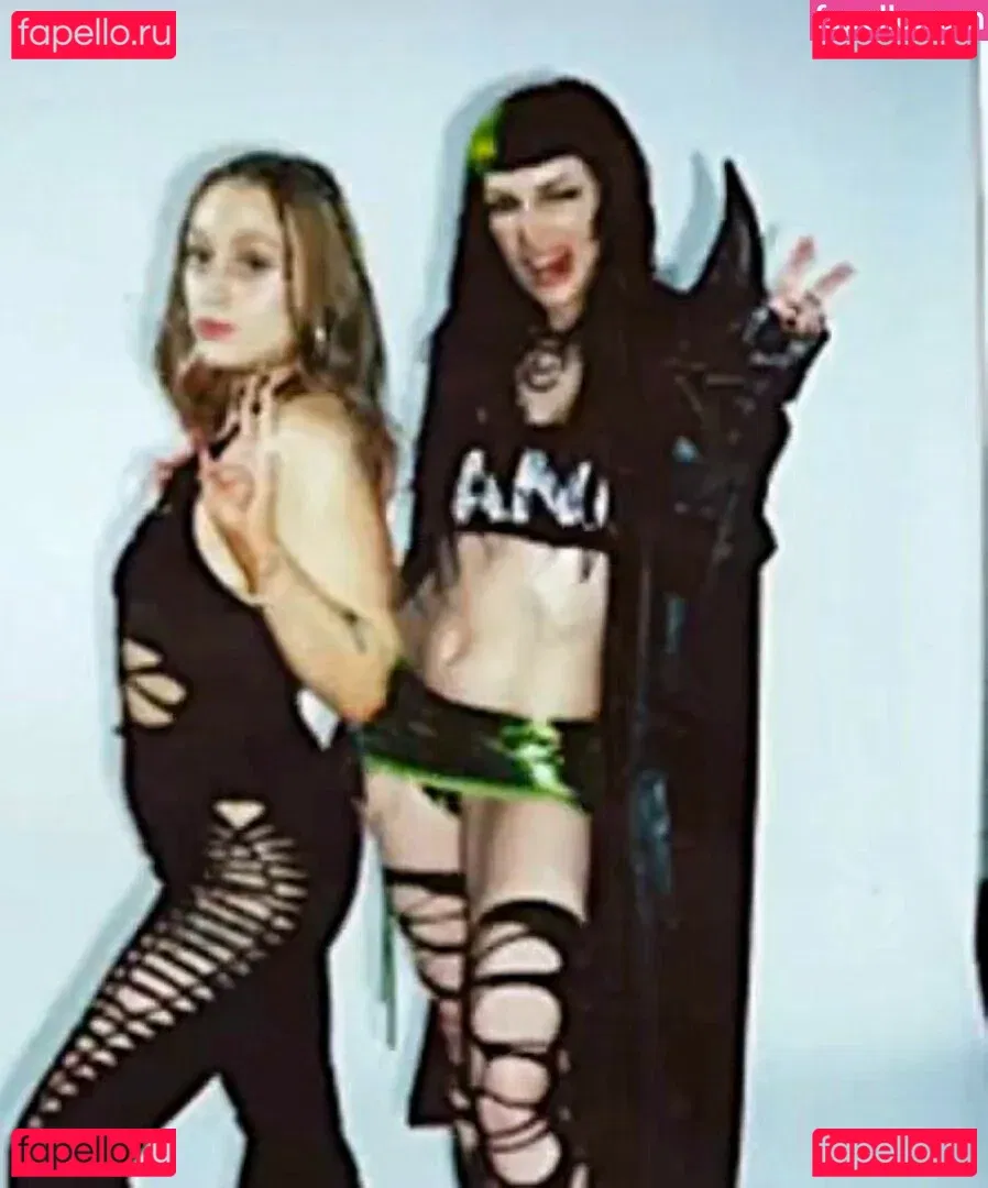 Dani Thorne Onlyfans Photo Gallery 