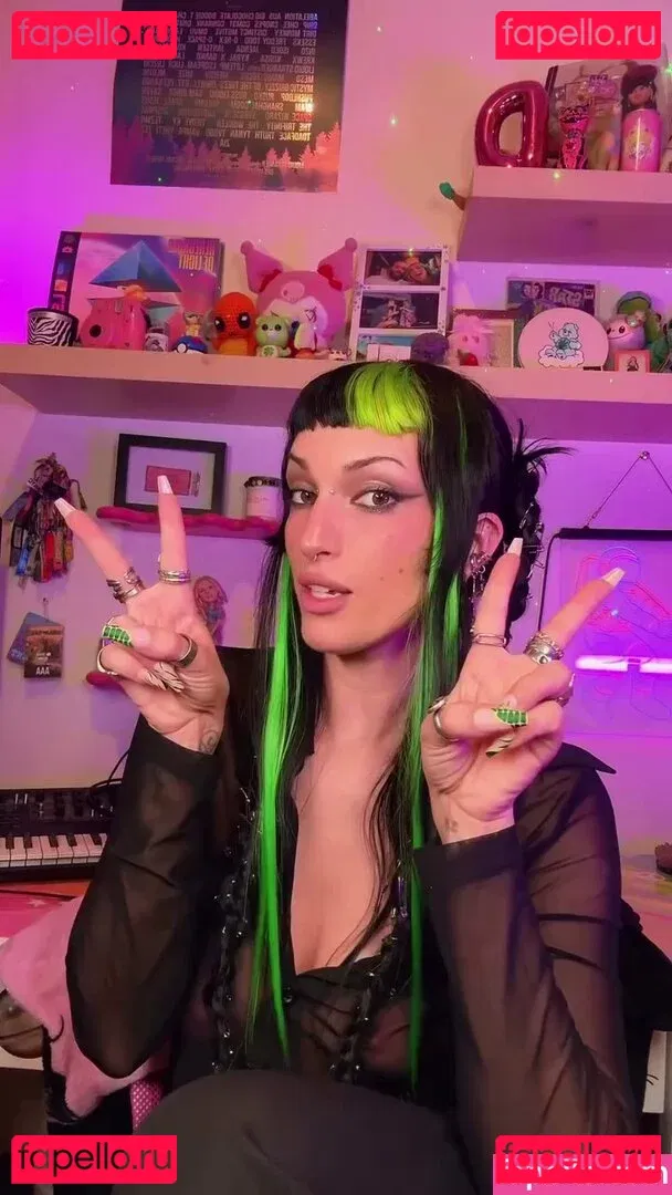 Dani Thorne Onlyfans Photo Gallery 