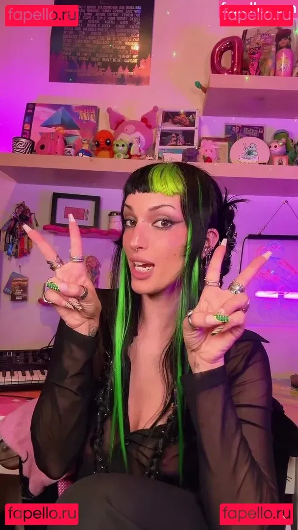 Dani Thorne Onlyfans Photo Gallery 