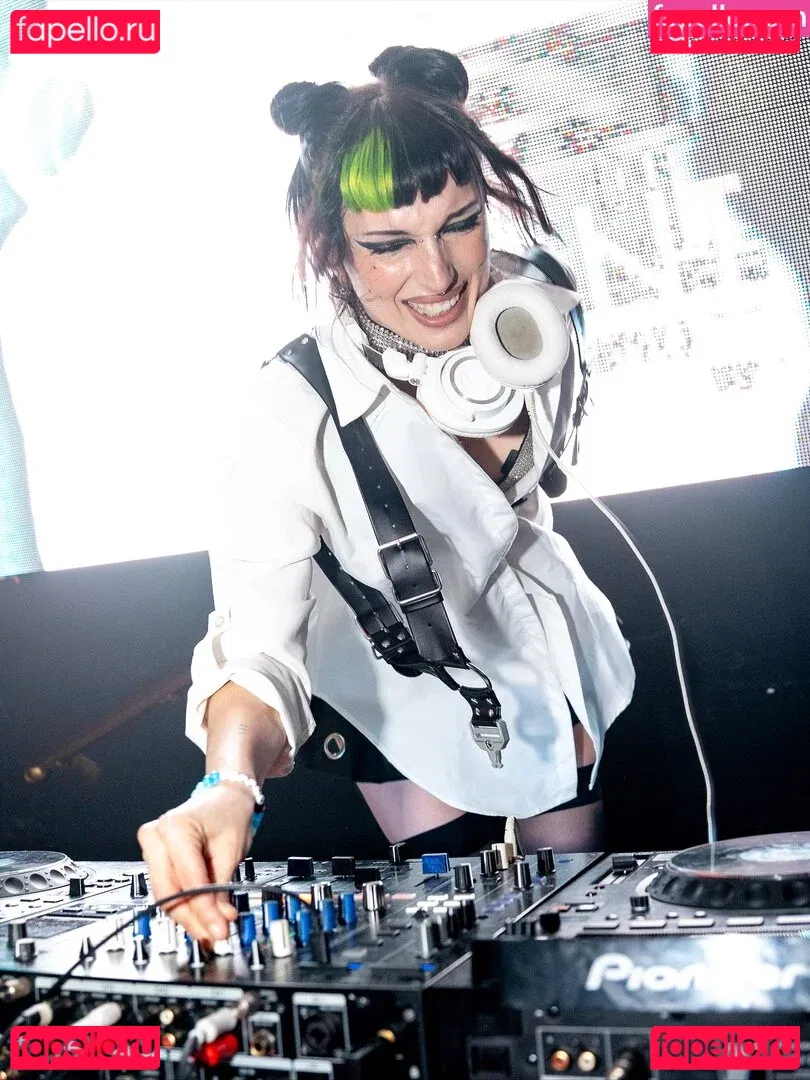 Dani Thorne Onlyfans Photo Gallery 