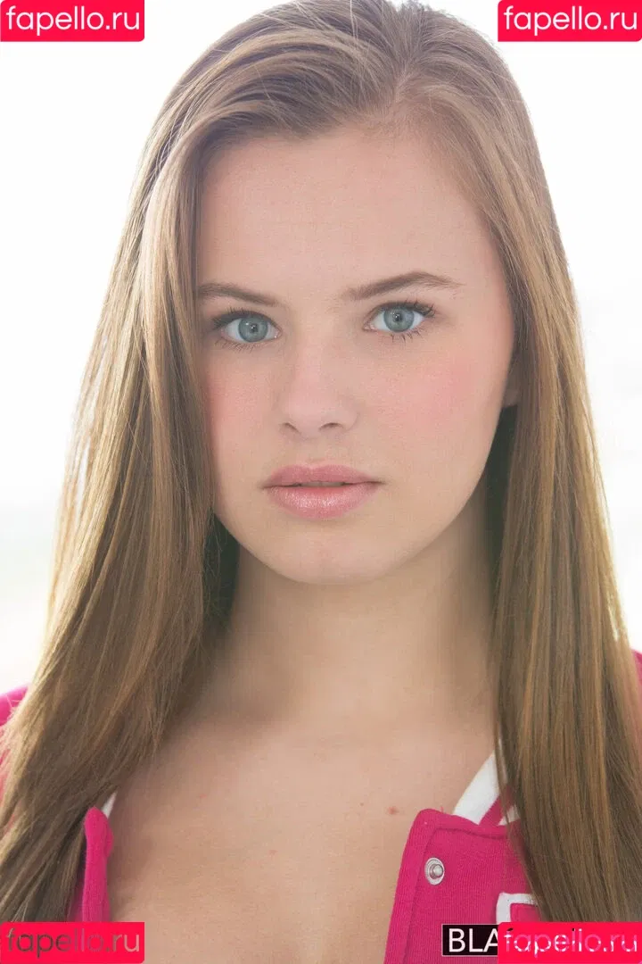Jillian Janson Onlyfans Photo Gallery 