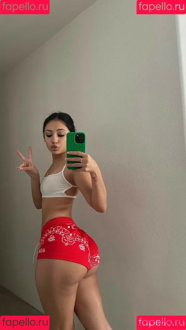 elara777 Onlyfans Photo Gallery 