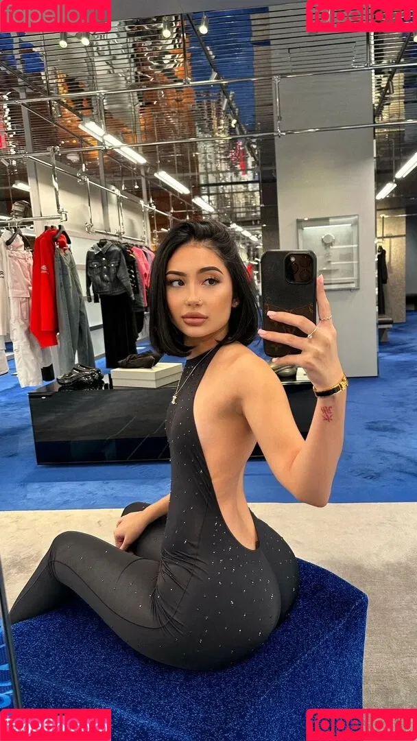 elara777 Onlyfans Photo Gallery 