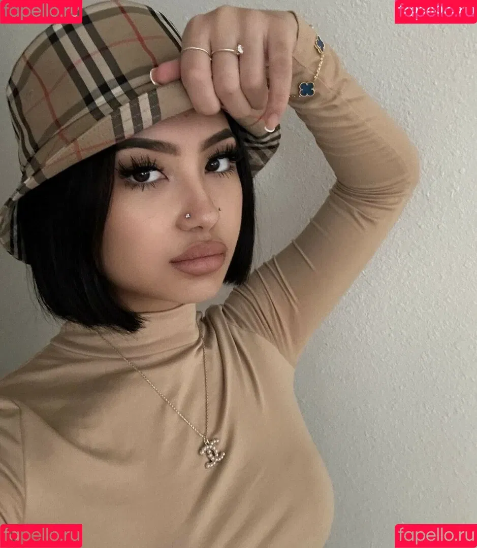 elara777 Onlyfans Photo Gallery 