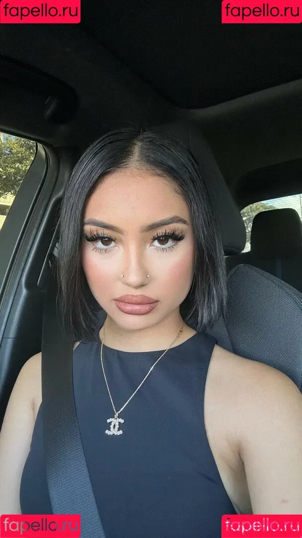 elara777 Onlyfans Photo Gallery 