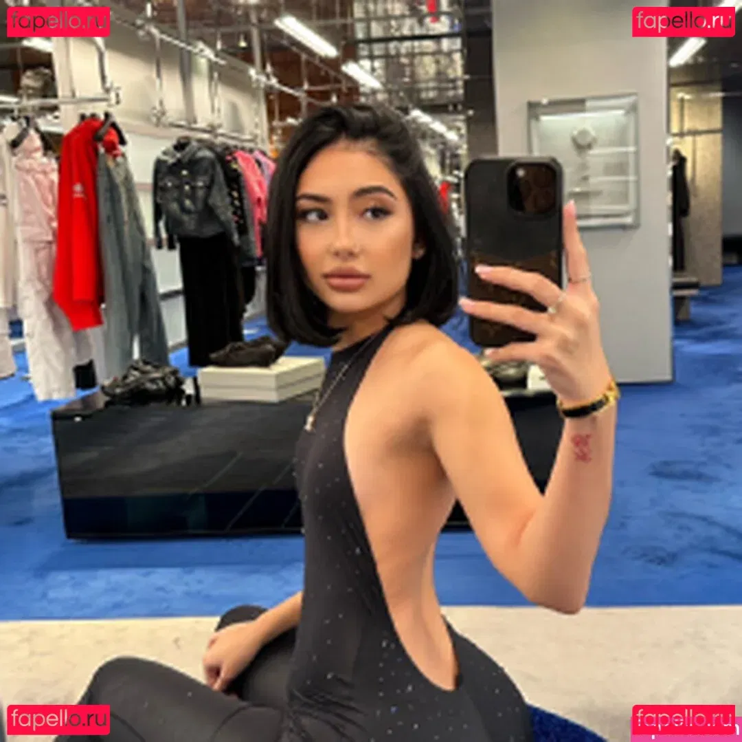 elara777 Onlyfans Photo Gallery 