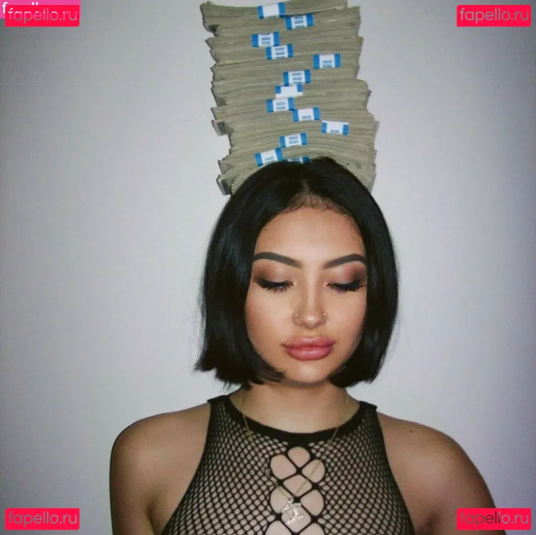 elara777 Onlyfans Photo Gallery 