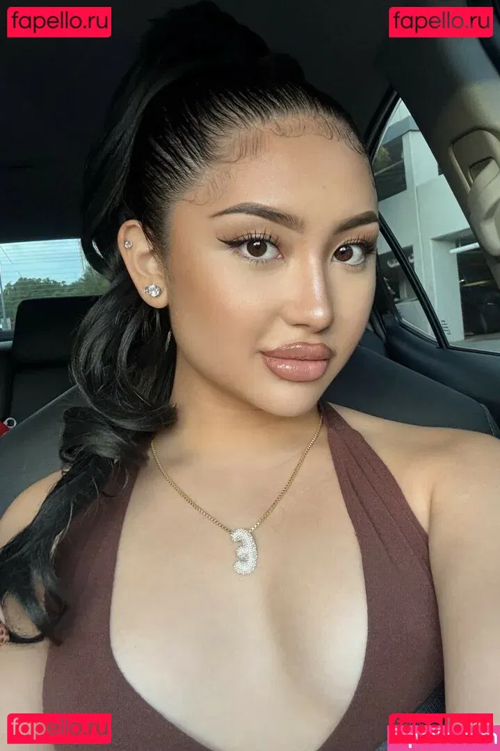 elara777 Onlyfans Photo Gallery 