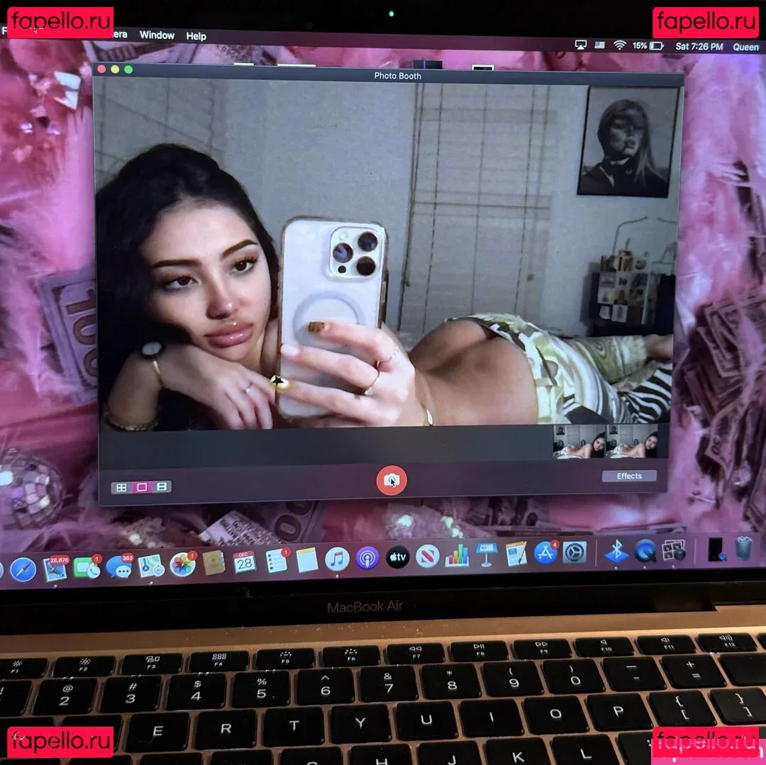 elara777 Onlyfans Photo Gallery 