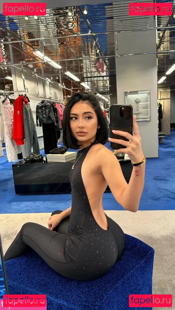 elara777 Onlyfans Photo Gallery 