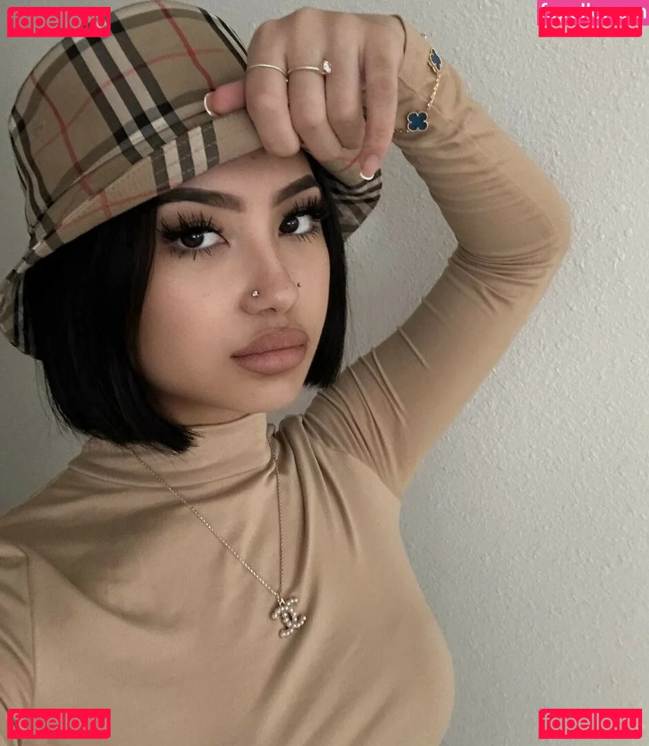 elara777 Onlyfans Photo Gallery 