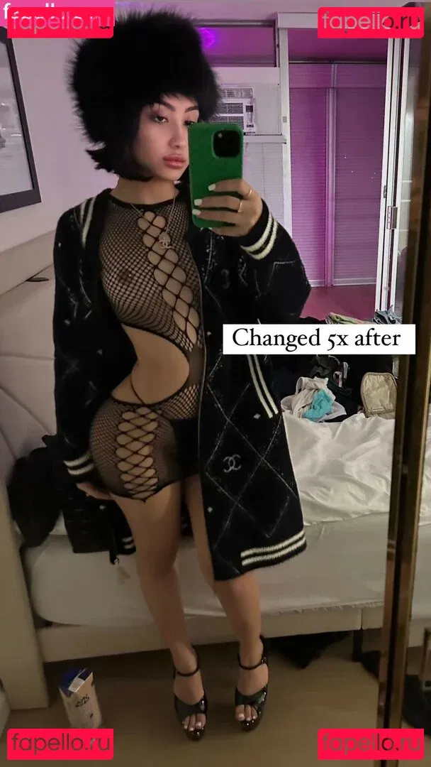 elara777 Onlyfans Photo Gallery 