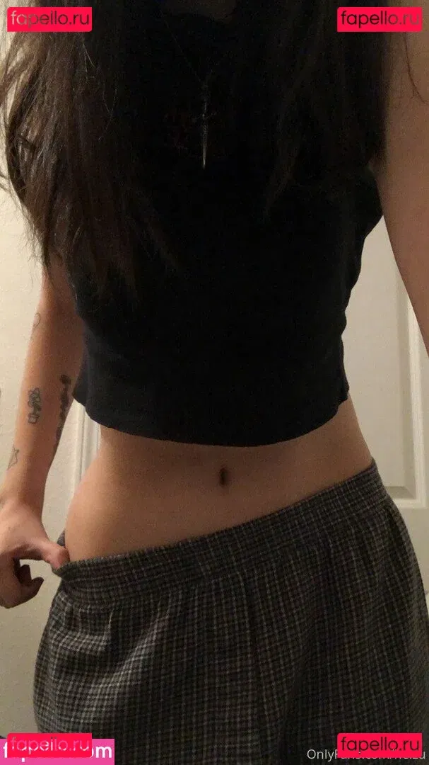 heizu Onlyfans Photo Gallery 