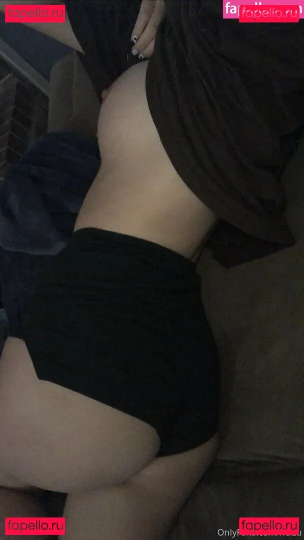 heizu Onlyfans Photo Gallery 