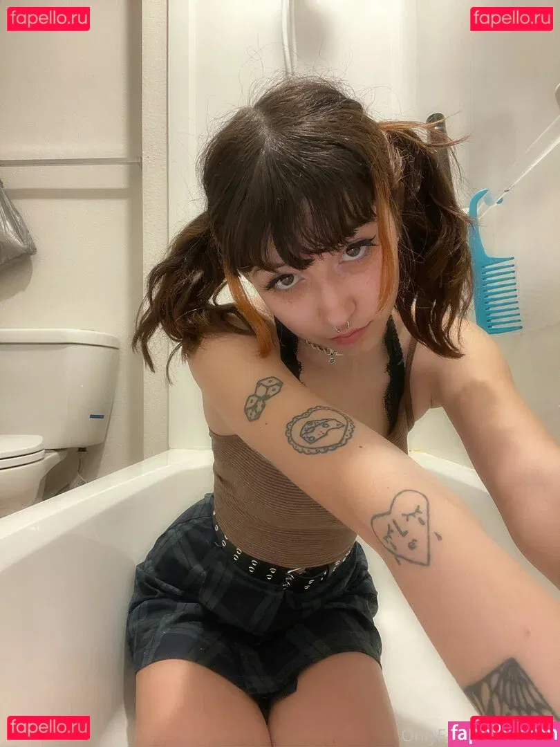 heizu Onlyfans Photo Gallery 