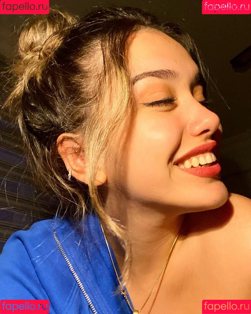 Liseli Eda Onlyfans Photo Gallery 