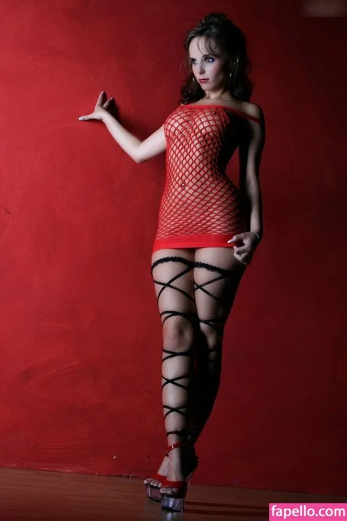 Model Cathy Onlyfans Photo Gallery 