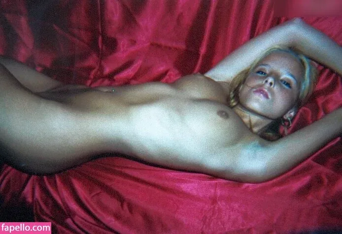 Model Cathy Onlyfans Photo Gallery 