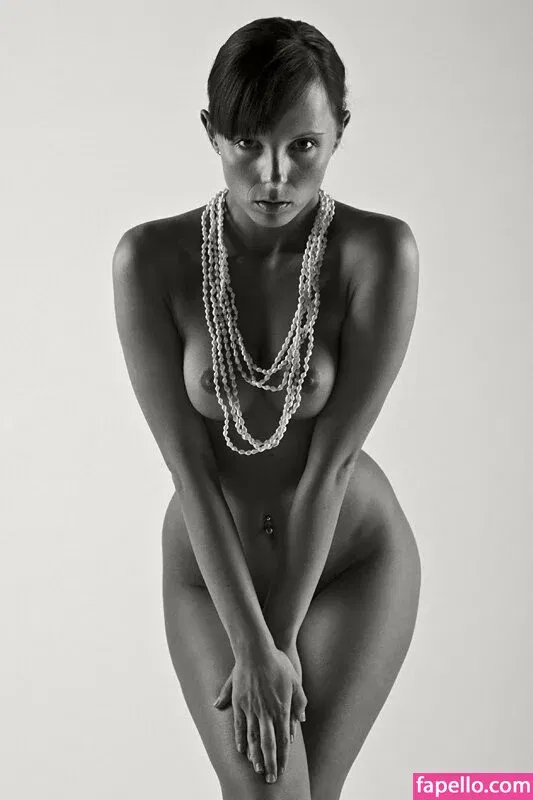 Model Cathy Onlyfans Photo Gallery 