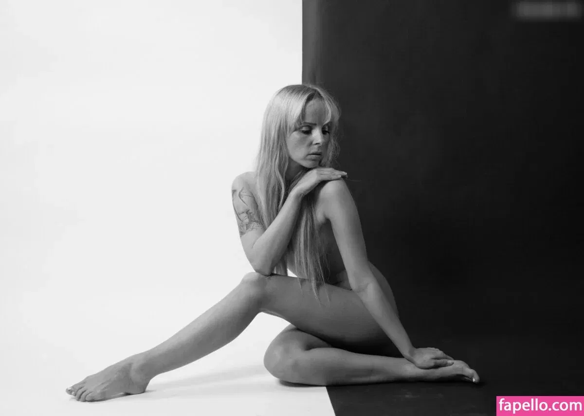 Model Cathy Onlyfans Photo Gallery 