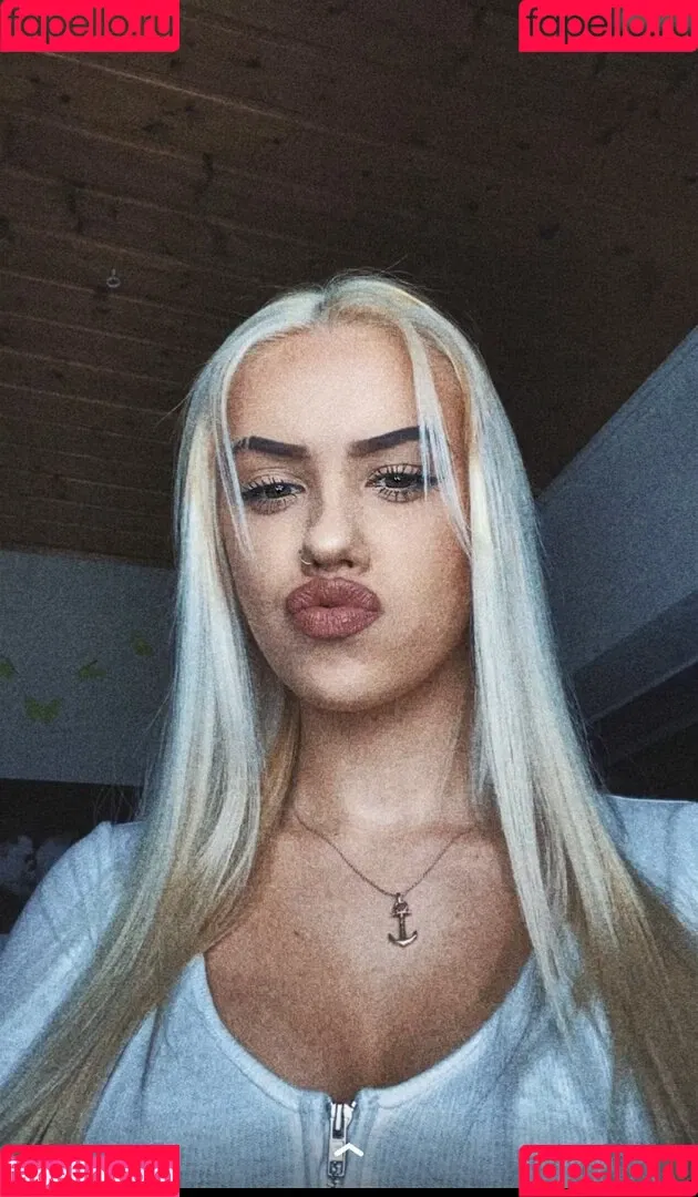 Bimmerblondiee Onlyfans Photo Gallery 