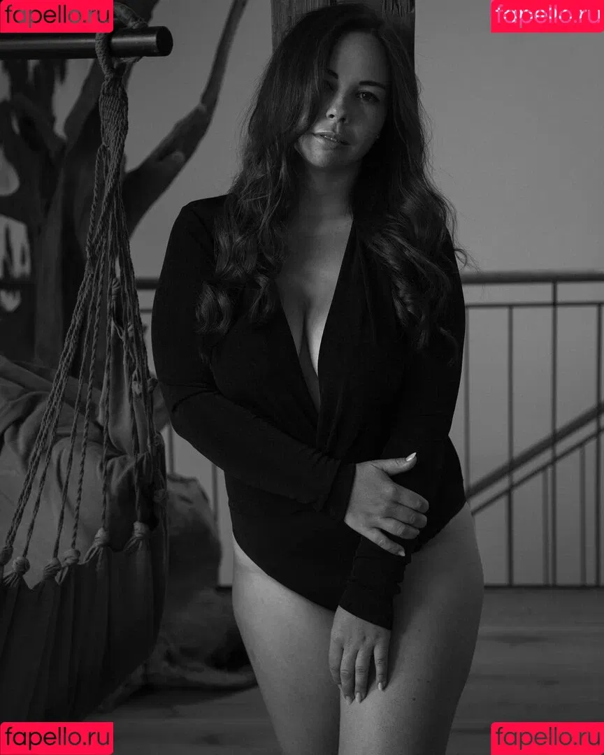 Carmen Palme Onlyfans Photo Gallery 