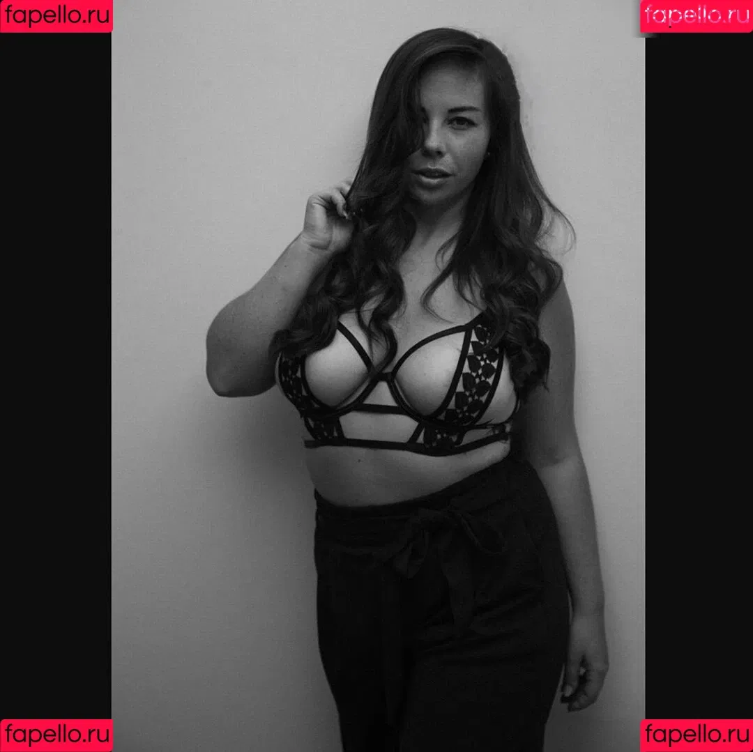 Carmen Palme Onlyfans Photo Gallery 
