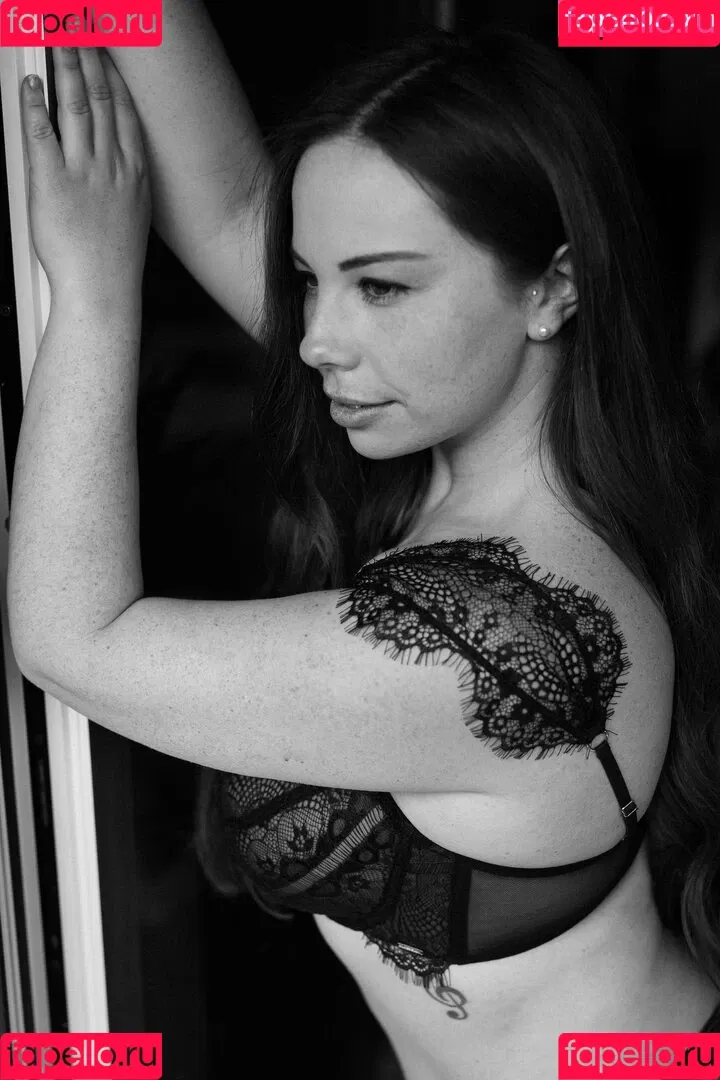 Carmen Palme Onlyfans Photo Gallery 