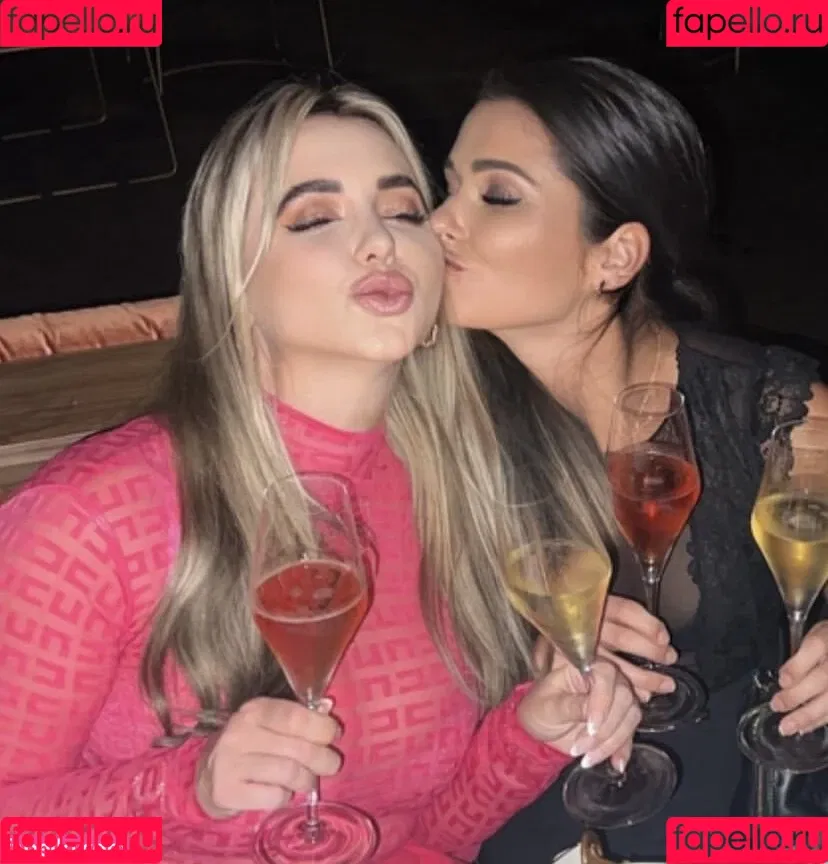 Cathy Lugner Onlyfans Photo Gallery 