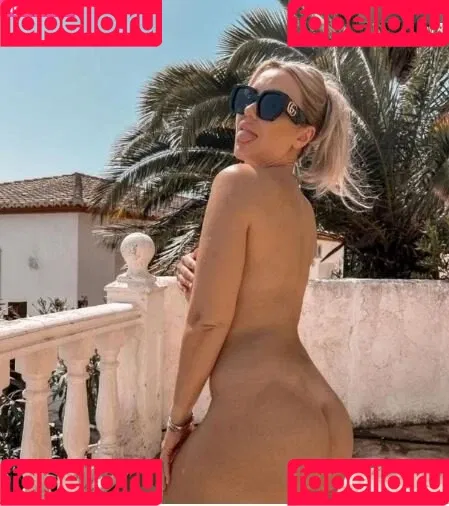 Cathy Lugner Onlyfans Photo Gallery 